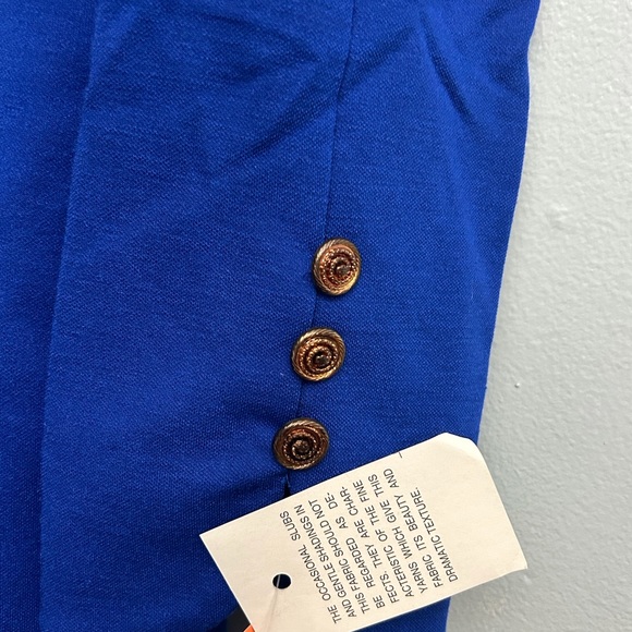 LESLIE FAYE DRESSES - Picture 2 of 16